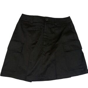 GU Chic Black Mini Skirt with Pockets